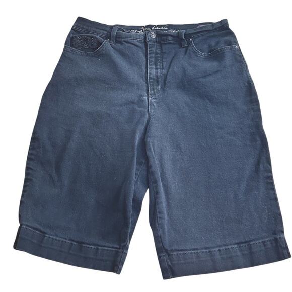 Gloria Vanderbilt Black Stretch All Around Slimming Effect Bermuda Shorts Sz 12 - Picture 2 of 6